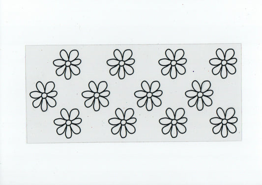 Outlined daisies